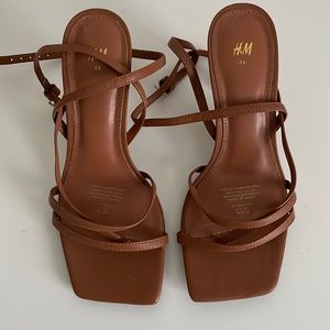 H&M tan sandals